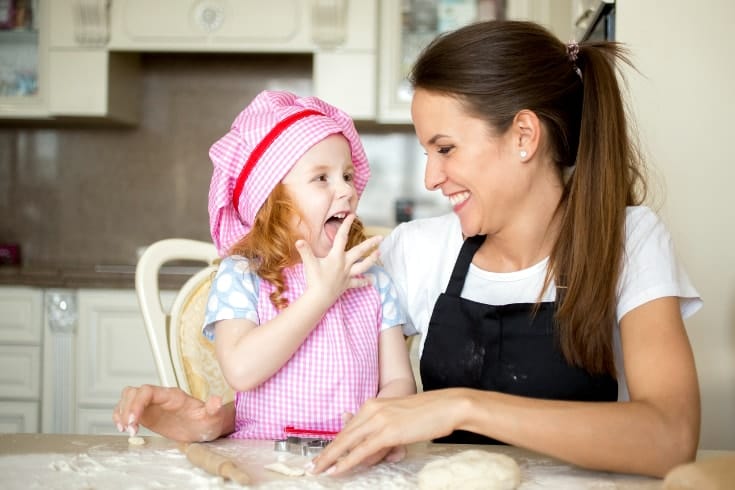 Positive Reinforcement: 9 Things You Shouldn’t Say to Your Child