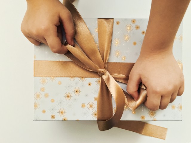 Growing Generosity in Your Kids at Christmas