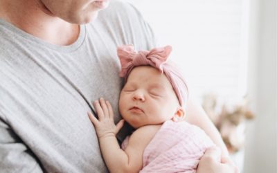 Science Proves You Can’t Hold Your Baby Too Much